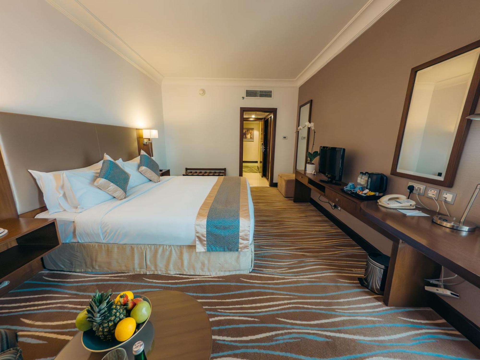 Copthorne Downtown By Millennium Hotel